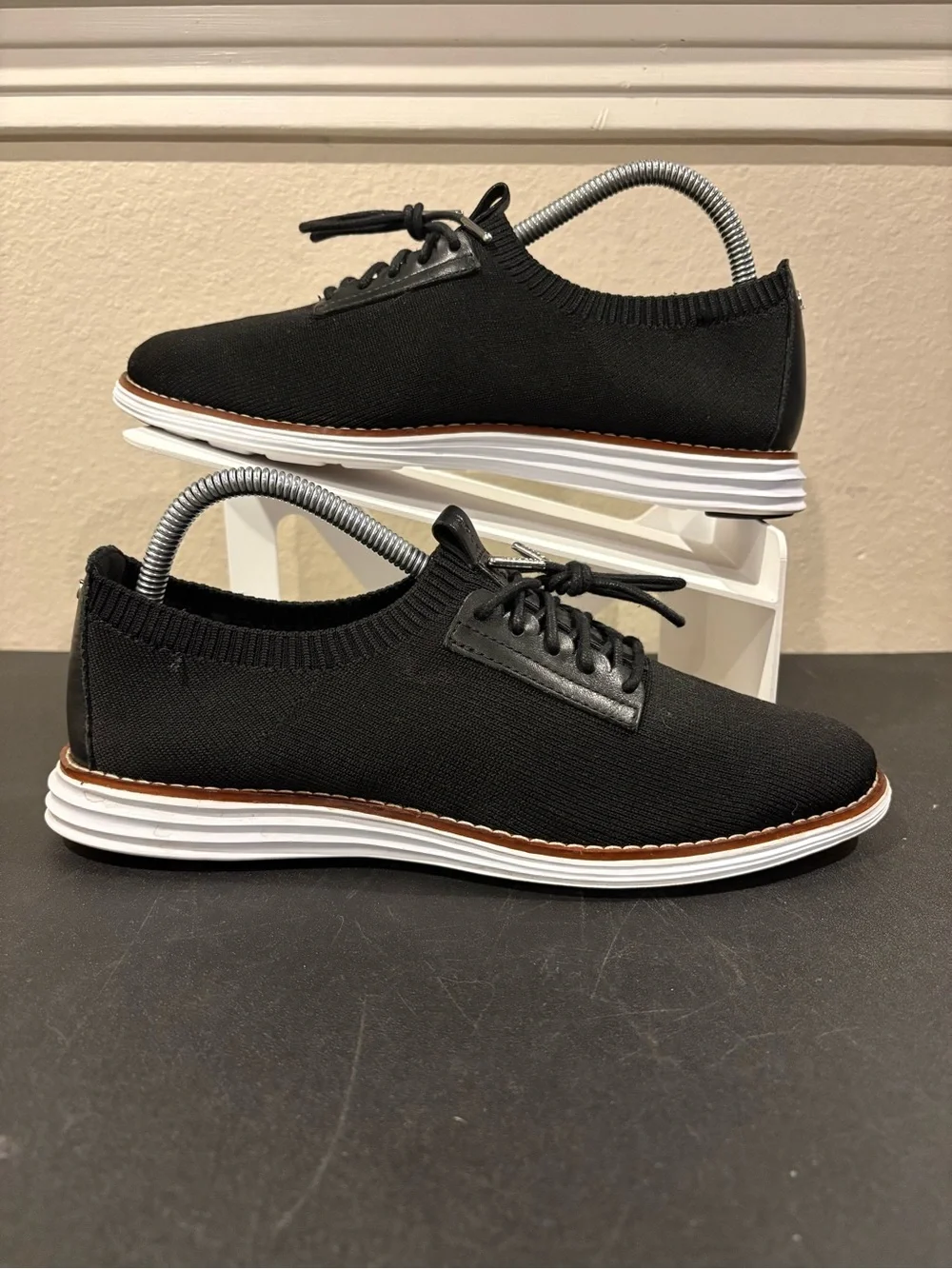 Cole Haan Original Grand Womens Sz 8.5 B Oxford Knit Shoes Black Casual Lace Up